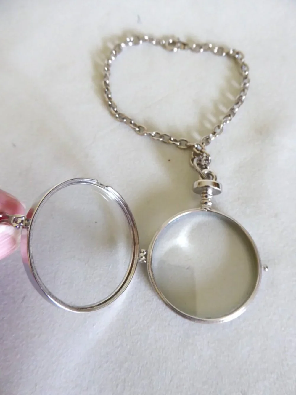 NEW GLASS MEMENTO LOCKET PENDANT SILVER METAL BRACELET JEWELRY KEEPSAKE